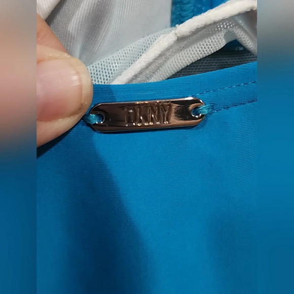 DKNY Ruffle Plunge Underwire Tummy Control One-Piece Swim Vibrant Blue Size 18 - Picture 5 of 10